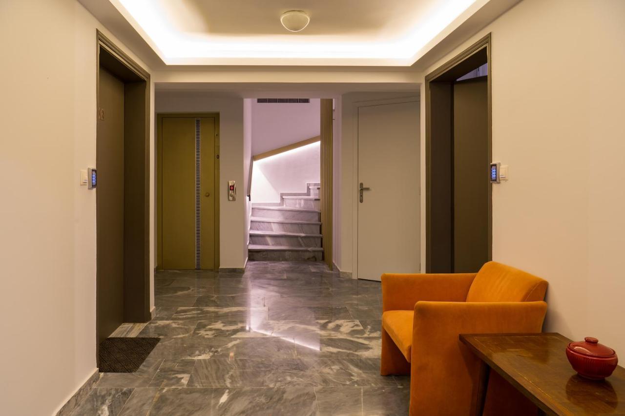 Chroma Lodge Rafina Exterior photo